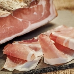 Speck jambon cru fumé et affiné